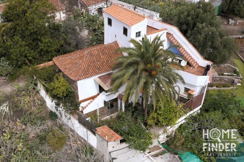 Casa típica canaria con jardín en Santa Lucía de Tirajana