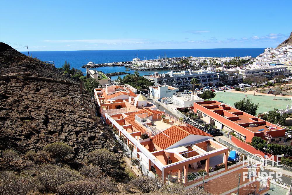 Ático de lujo con 2 dormitorios y una vista increíble en Puerto de Mogàn