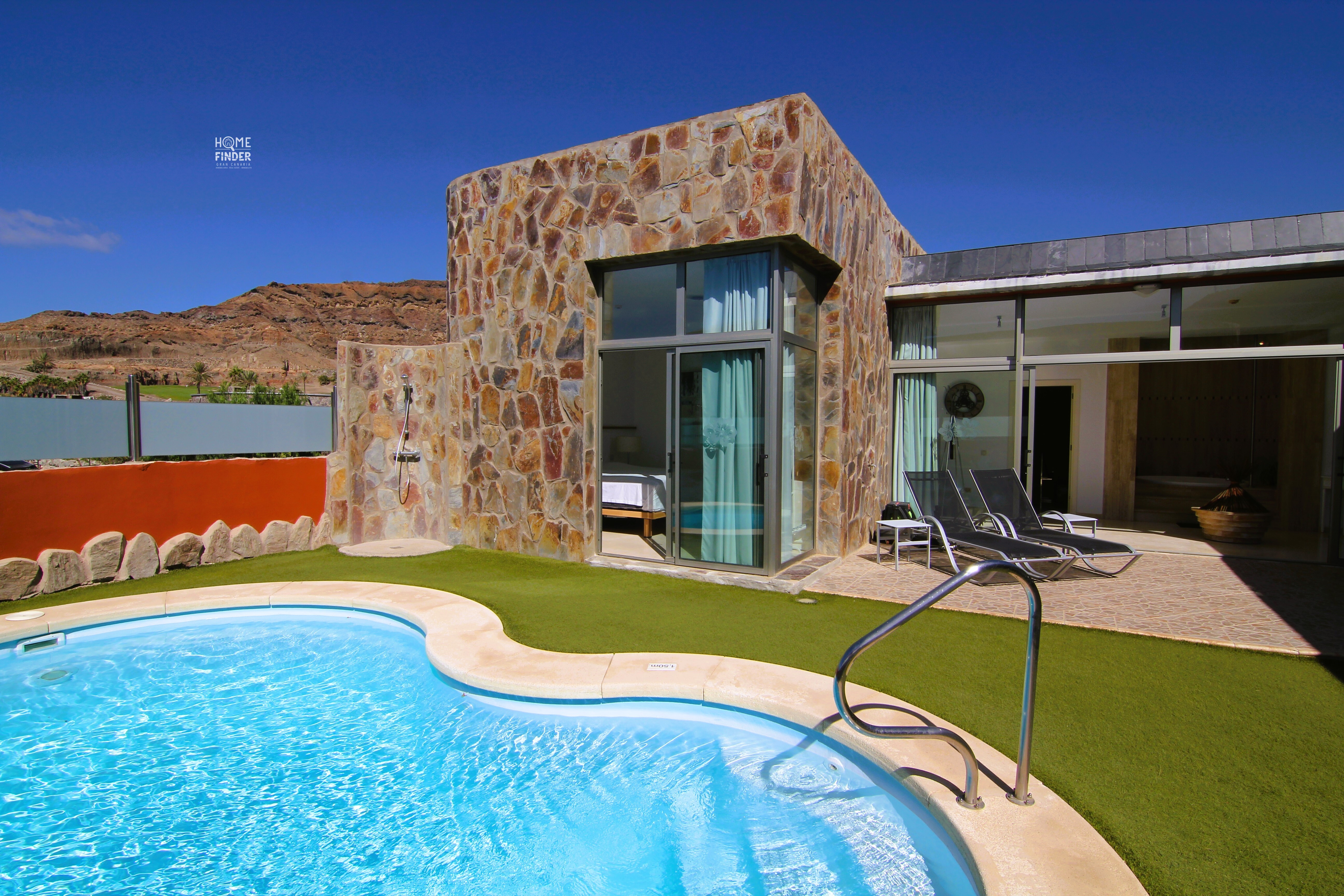 Espectacular Villa con piscina privada y garaje en Campo de Golf de Tauro